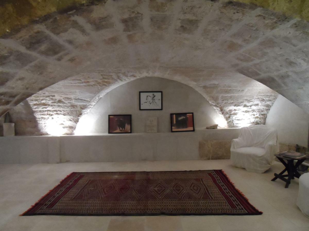 La Villages Chambres D'Hotes Vallabregues Ngoại thất bức ảnh